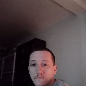 Meet your Posher, Devin